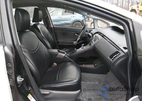 2014 Toyota Prius Two z USA, uszkodzony, nr VIN JTDKN3DU0E0370977